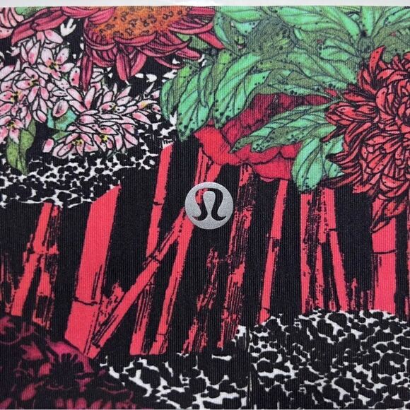 Lululemon Wunder Under Hi-Rise 1/2 Tight 17" in Zen Garden Multi - Picture 4 of 8